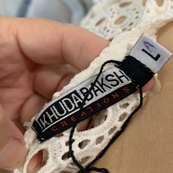 Khuda‎ Baksh Hand Embroidered Tunic Top. Size L - Picture 8 of 10